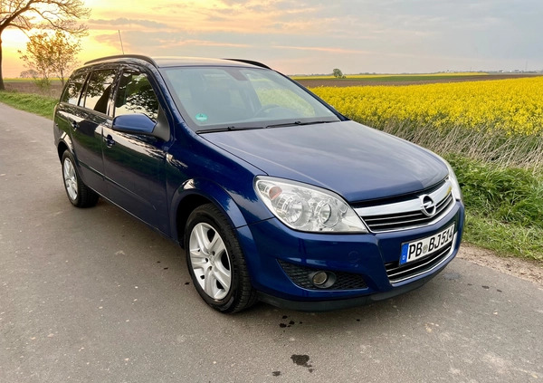 Opel Astra cena 8990 przebieg: 268000, rok produkcji 2008 z Łazy małe 92
